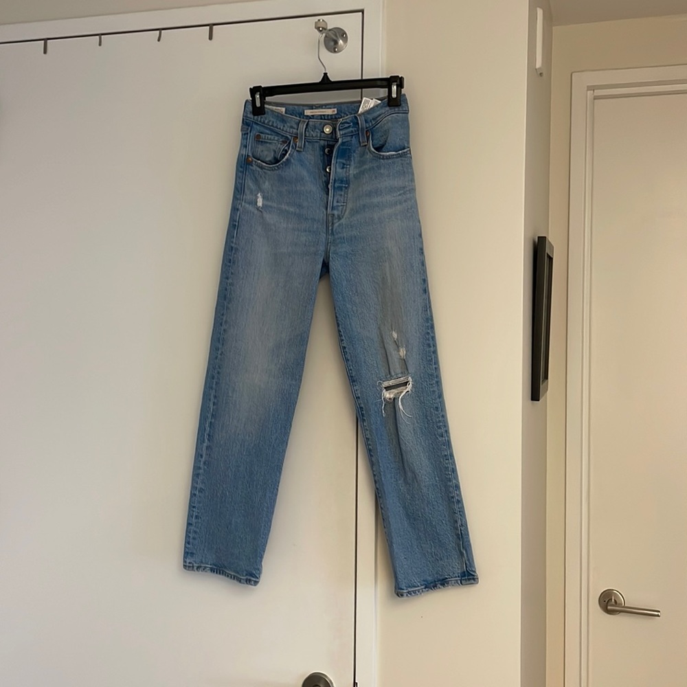 Levi’s Ribcage Straight Jeans
